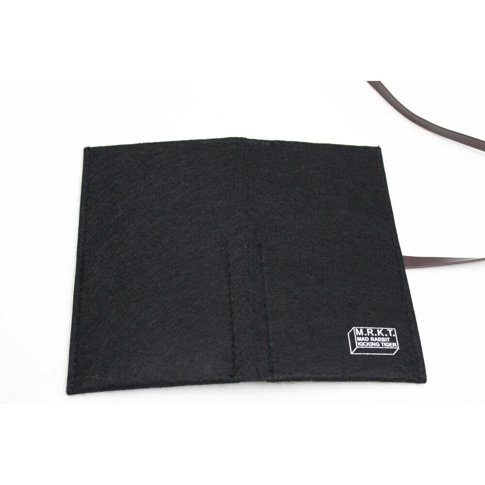 MRKT Travel Sunglasses Case Felt Black Holder Wrap Mad Rabbit Kicking Tiger